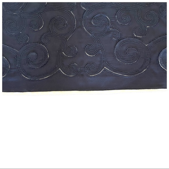 Catherine Malandrino Laser Cutout Top - Picture 5 of 9